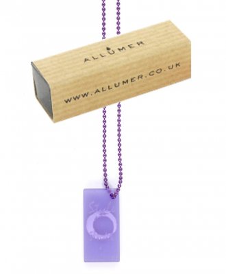 Style for stroke gold leaf necklace back w-box